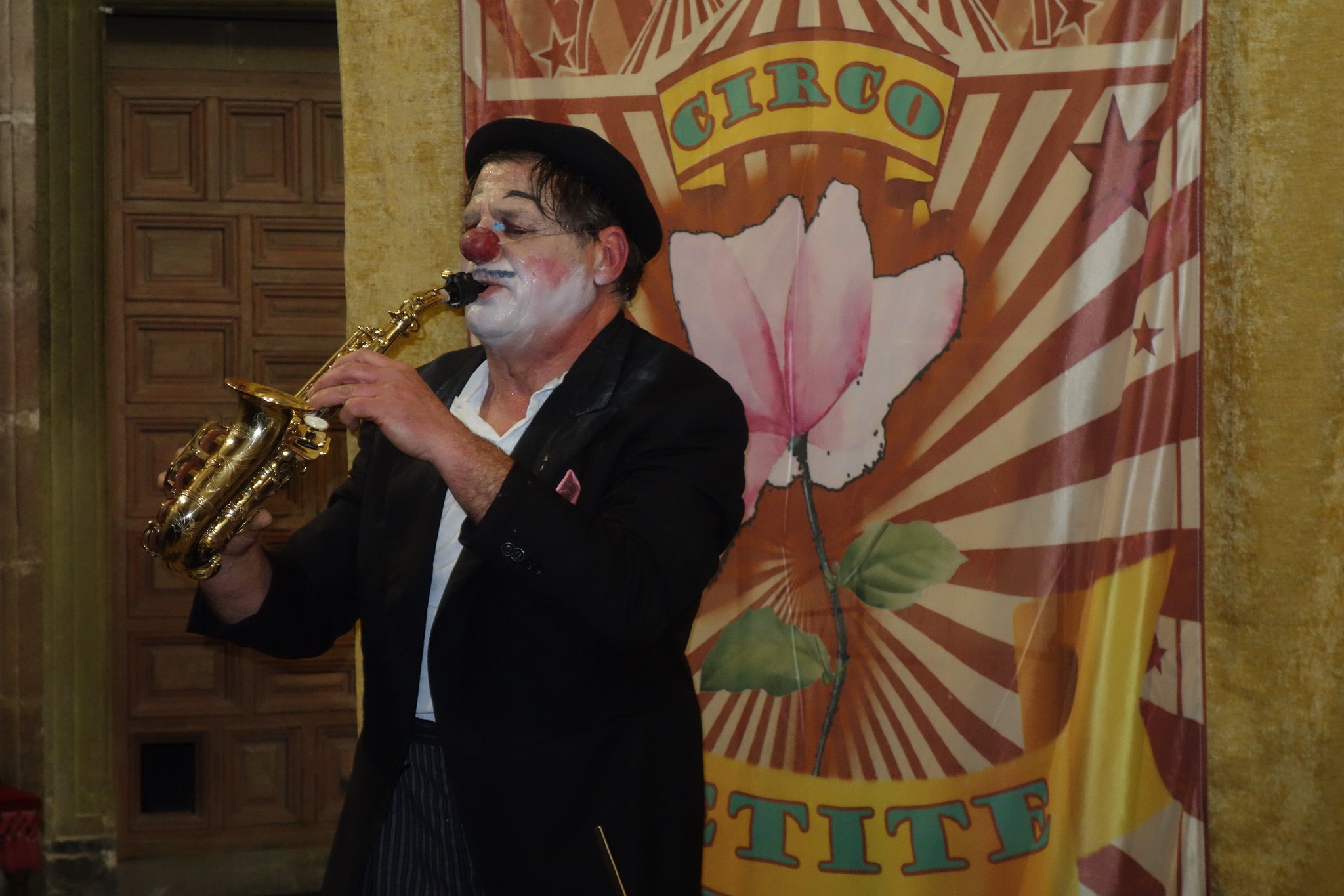 ¡El IV FesTeVal arranca con éxito a pesar de la lluvia!